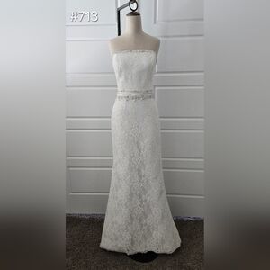 Ivory Strapless Lace Wedding Gown Fit & Flare